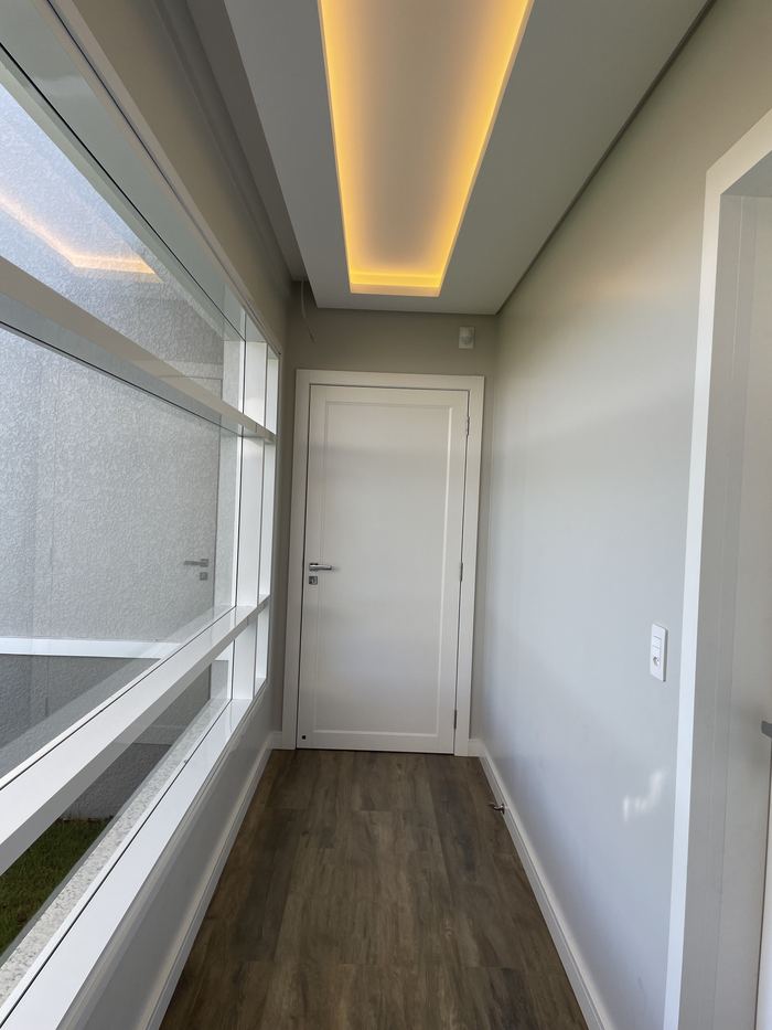Porta com montante MDF sob medida — Portline
